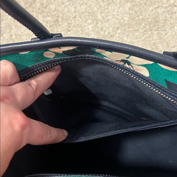 Kate Spade Ella Lily Blooms Green Navy Floral Canvas Crossbody Bag Purse - Picture 9 of 12